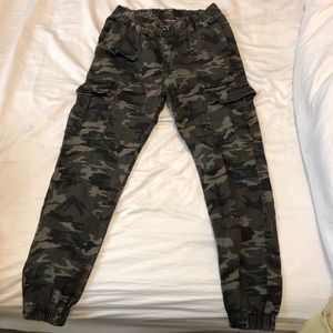 Camouflage joggers